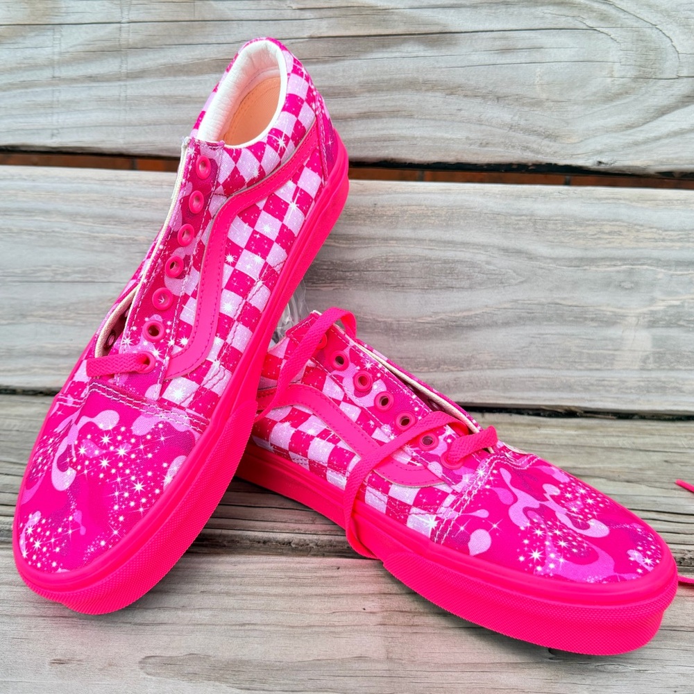 Vans Custom Hot Pink Checkerboard & Star Print Sneakers NWT